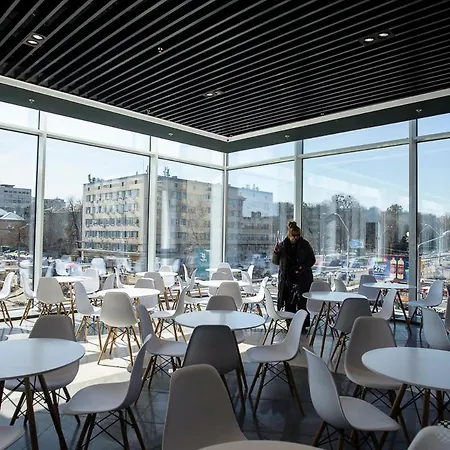 Assistant On Smart Plaza
