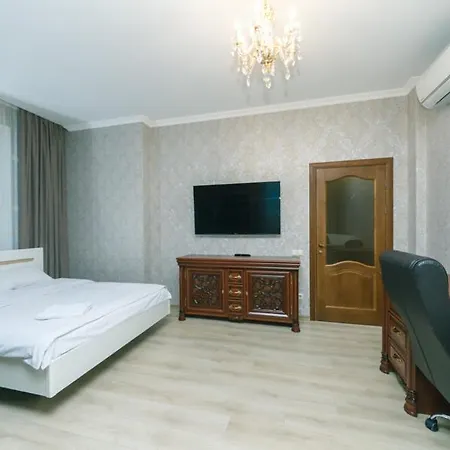 Assistant On Smart Plaza 2* Kiev